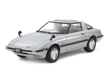 Load image into Gallery viewer, Mazda Savanna RX-7 1:24