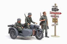 Load image into Gallery viewer, KS600 & Sidecar 1:35