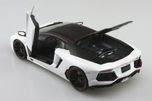 Load image into Gallery viewer, Lamborgini Aventador Pirelli Aoshima 1:24