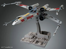 Load image into Gallery viewer, X-Wing Starfighter 1:72