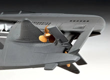Load image into Gallery viewer, U-Boat Type XXI, with Interior, 1:144