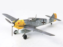 Load image into Gallery viewer, Messerschmitt Bf109 E-4/7 Trop 1:72