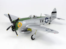 Load image into Gallery viewer, Republic P-47D Thunderbolt "Bubbletop" 1:72