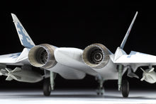 Load image into Gallery viewer, Russian fifth-generation fighter SU-57 1:72