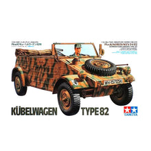 Load image into Gallery viewer, German Kübelwagen Type82 1:35 scale
