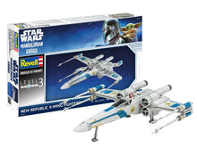 Load image into Gallery viewer, Star Wars: The Mandalorian and Grogu New Republic X-Wing Fighter 1:57
