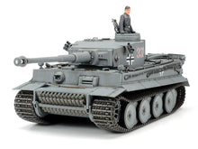 Load image into Gallery viewer, Tiger I Panzerkampfwagen VI 1:35
