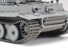 Load image into Gallery viewer, Tiger I Panzerkampfwagen VI 1:35
