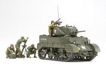 Load image into Gallery viewer, US Light Tank M5A1 "Pursuit Operation"W/4 Figures 1:35
