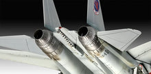 Load image into Gallery viewer, Gift Set - Top Gun McDonnell-Douglas F/A-18 Hornet and Grumman F-14 Tomcat
