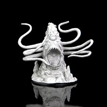 Load image into Gallery viewer, D&amp;D Nolzur's Marvelous Miniatures - Roper
