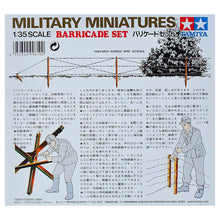 Load image into Gallery viewer, Barricade Set 1:35 scale
