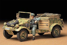 Load image into Gallery viewer, German Kübelwagen Type82 1:35 scale
