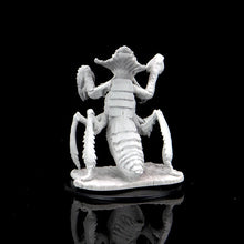 Load image into Gallery viewer, D&amp;D Nolzur's Marvelous Miniatures: Ankheg
