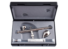 Load image into Gallery viewer, Ultra Airbrush Two-in-One by Vallejo - Harder and Steenbeck
