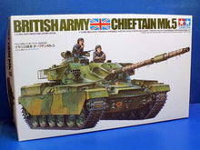Load image into Gallery viewer, British Army Chieftain Mk.5 Tank 1:35

